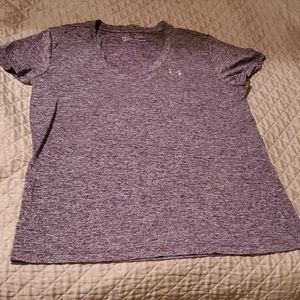 Purple heathered UA sport v neck shirt large